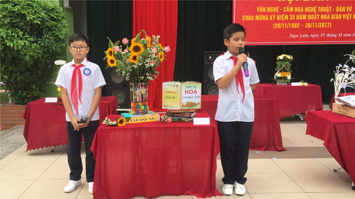 Thi cắm hoa chào mừng ngày nhà giáo Việt Nam - 2018 (15).JPG